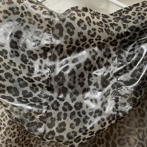 Anatomie Leopard Rain Jacket - Picture 9 of 9